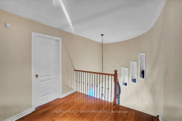 Additional image 28 of 18 Southcrest Crt