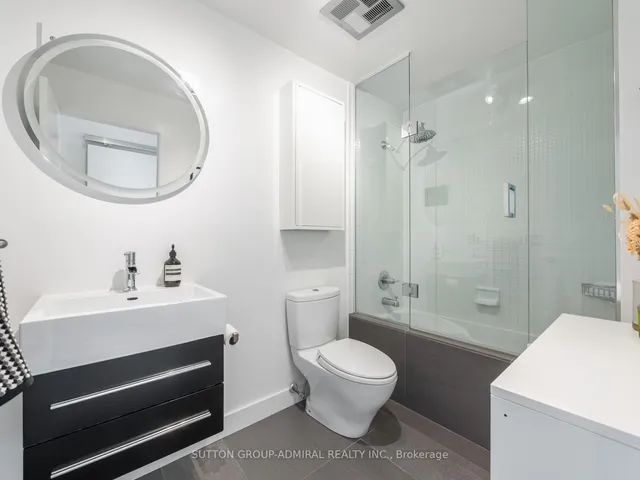 Additional image 25 of 369 Sorauren Ave Unit 307