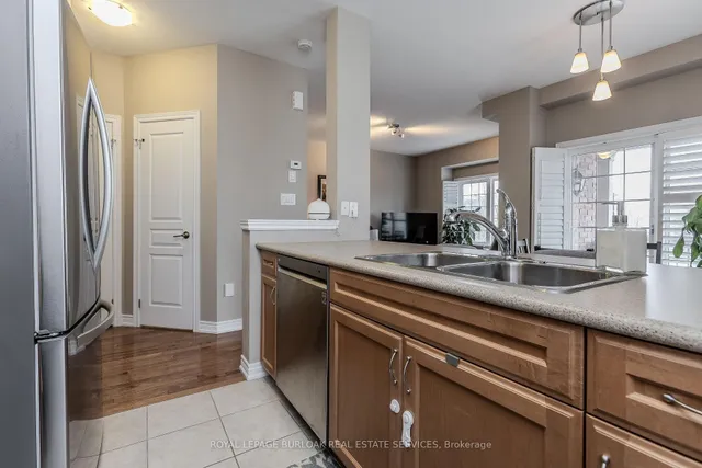 Additional image 16 of 1401 Plains Rd Unit 112