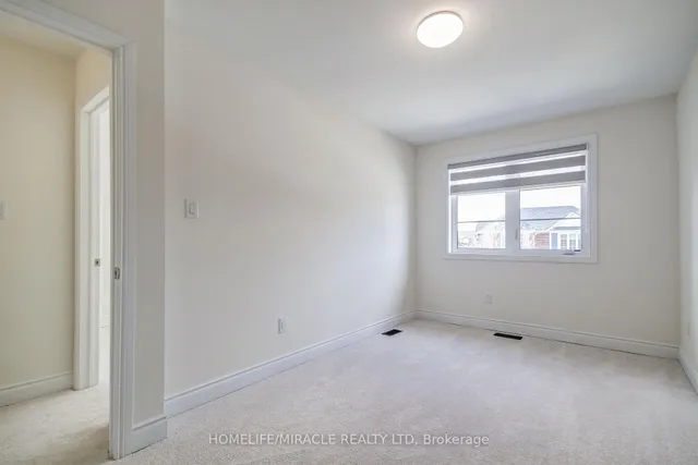 Additional image 34 of 28 Yvonne Dr