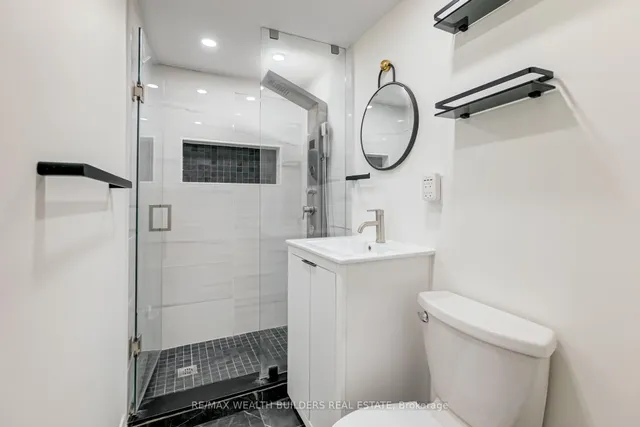 Additional image 35 of 23 Van Stassen Blvd