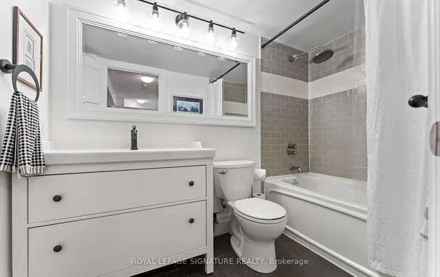 Additional image 25 of 139 Merton St Unit 230