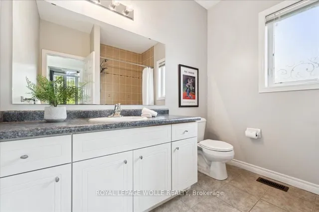 Additional image 20 of 504 Country Clair Pl