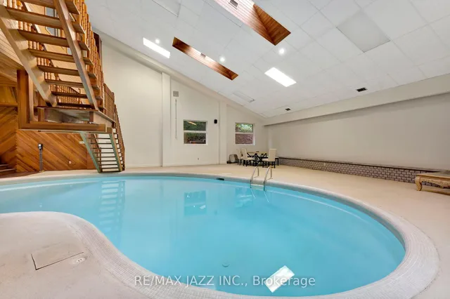 Additional image 24 of 407 Queen St