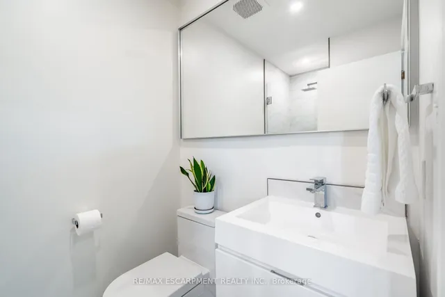 Additional image 28 of 2399 MALCOLM Cres