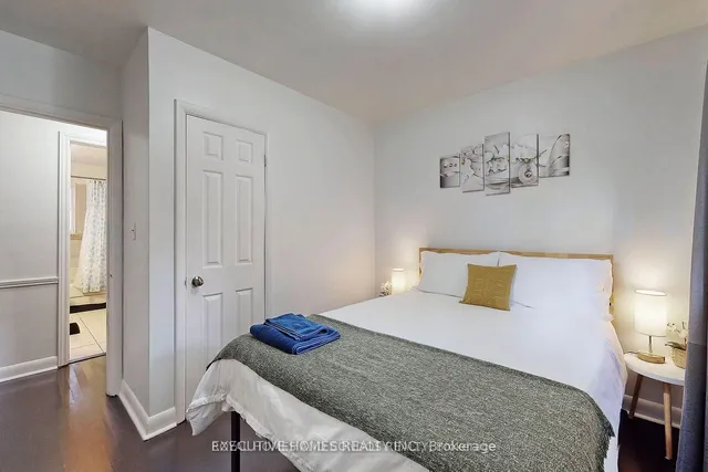 Additional image 20 of 2221 Ghent Ave