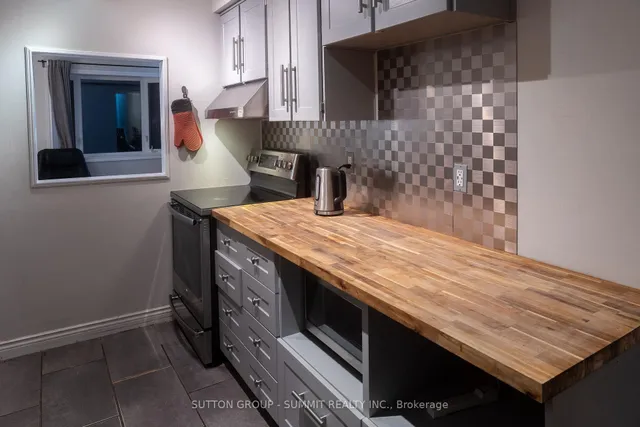 Additional image 12 of 2331 MELISSA Cres