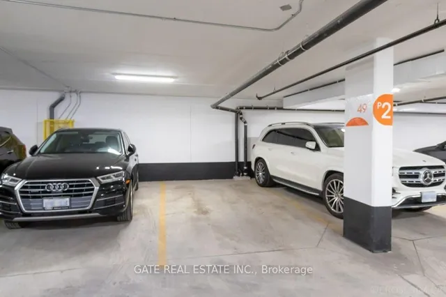 Additional image 23 of 20 In on the Park Dr Unit 1730