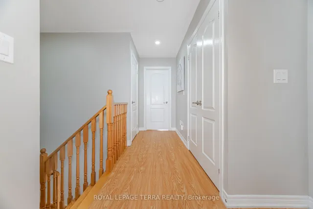 Additional image 21 of 15 Versailles Cres