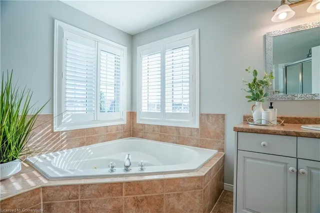 Additional image 22 of 15 Candle Cres