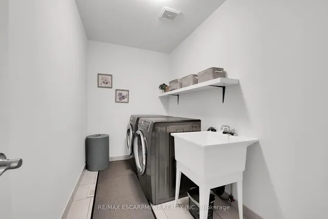 Additional image 34 of 134 Shoreview Pl
