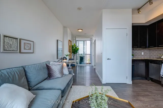 Additional image 5 of 2055 Danforth Ave Unit 802