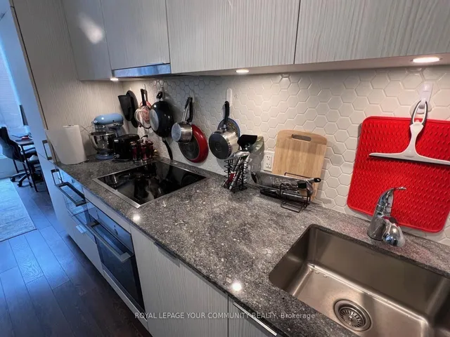 Additional image 7 of 158 Front St Unit 804