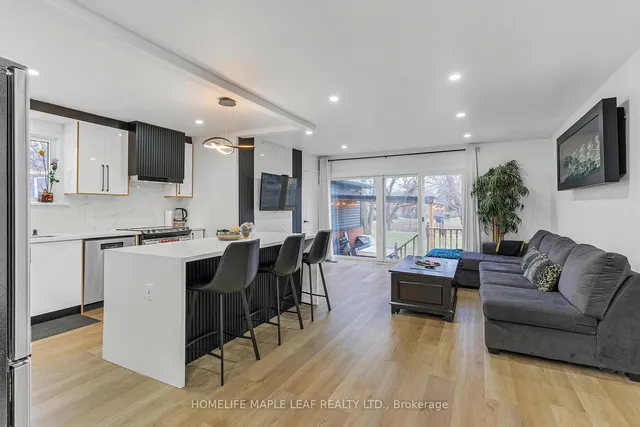 Additional image 9 of 292 Woodward Ave