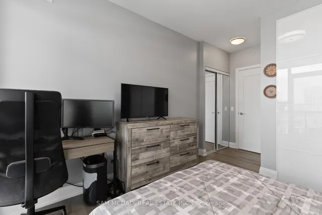 Additional image 25 of 56 Annie Craig Dr Unit 2101