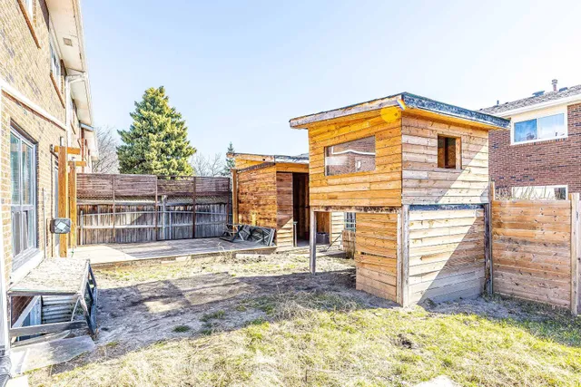 Additional image 44 of 13 Thistle Down Blvd