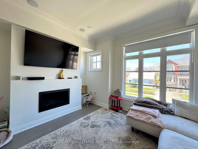 Additional image 11 of 55 Twenty Ninth St