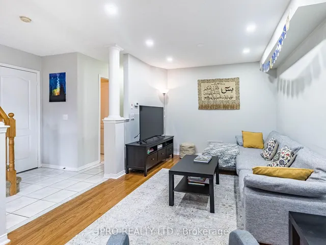 Additional image 5 of 833 Scollard Crt Unit 107