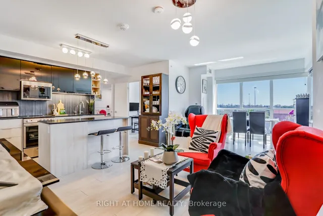 Additional image 5 of 31 Tippett Rd Unit 402