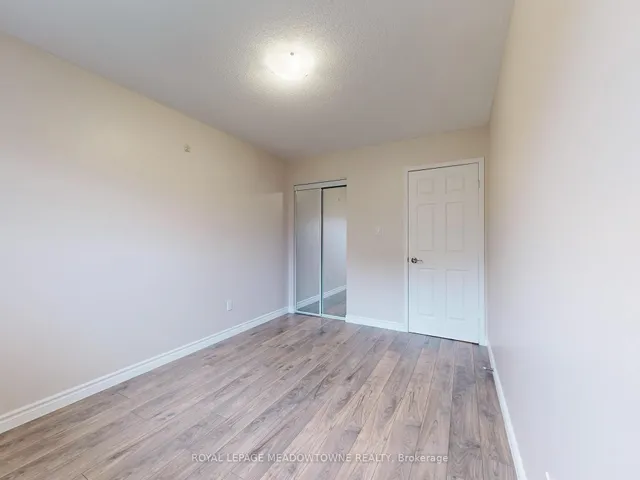 Additional image 27 of 152 Essling Ave