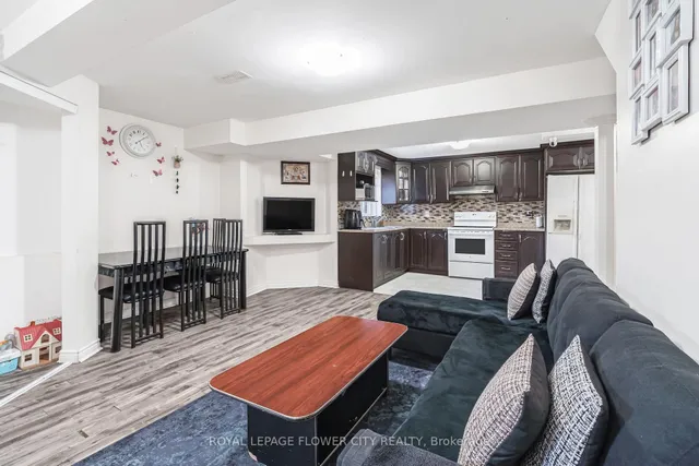 Additional image 38 of 47 Ribbon Dr