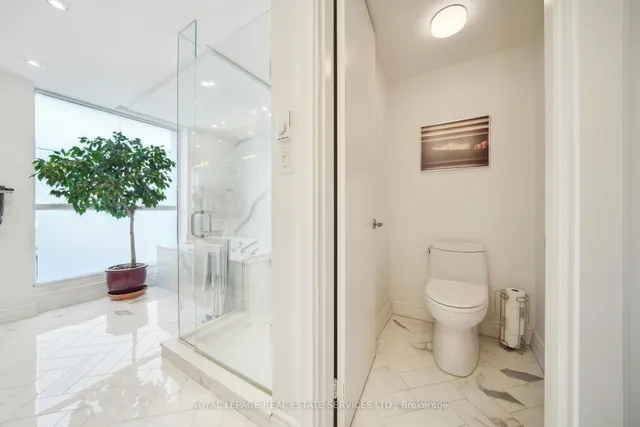 Additional image 19 of 480 Queens Quay Unit 601