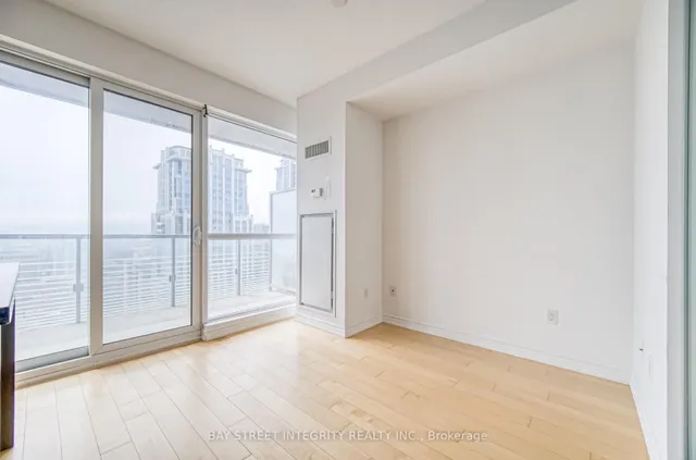 Additional image 6 of 386 Yonge St Unit 3414