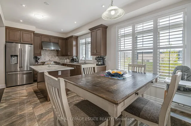 Additional image 21 of 29 Provost Tr