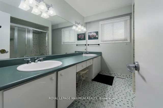 Additional image 18 of 11 Fairchild Ave