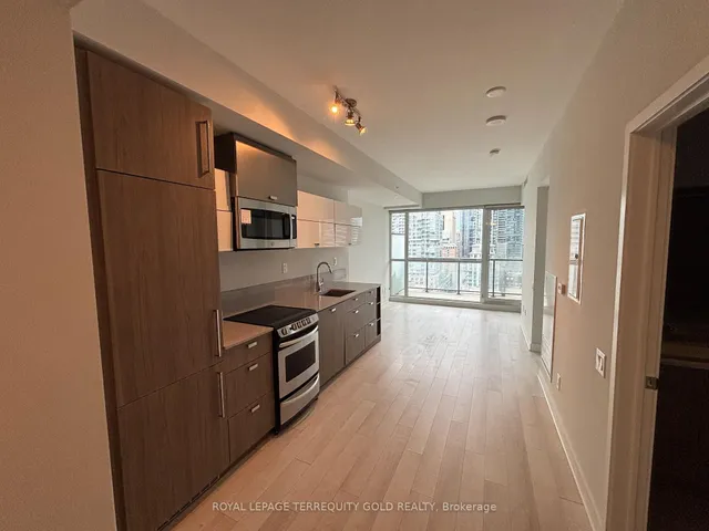 Additional image 5 of 290 Adelaide St Unit 1706