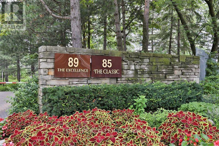 1005 - 85 SKYMARK DRIVE|Toronto (Hillcrest Village), Ontario M2H3P2