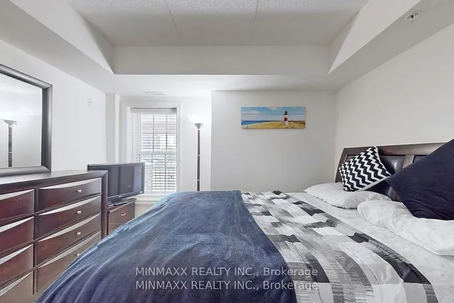 Additional image 25 of 1360 Main St Unit 108