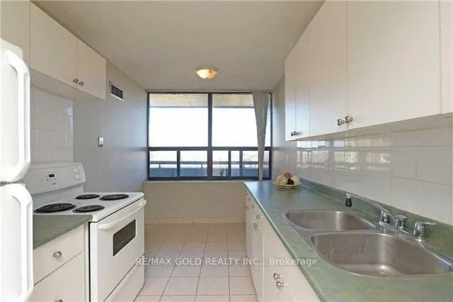 Additional image 10 of 18 Knightsbridge Rd Unit 809