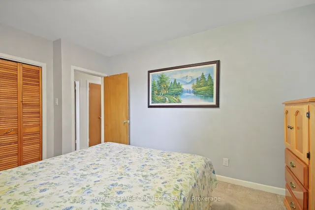 Additional image 23 of 4 Sundance Cres