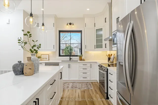 Additional image 17 of 79 Fulton St