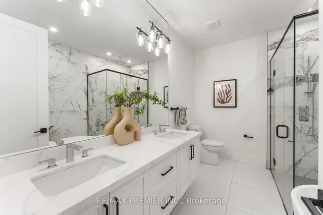 Additional image 31 of 31 Seventeenth St