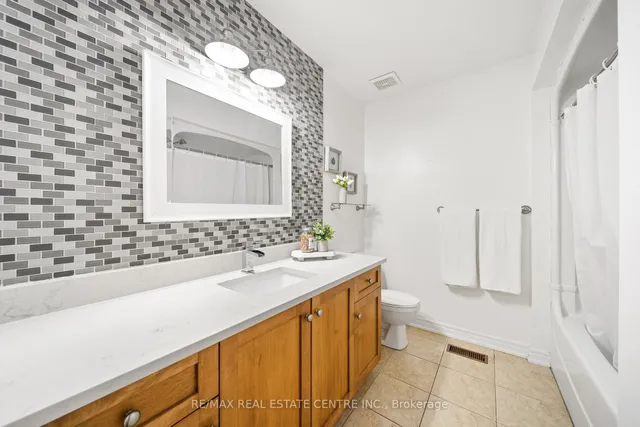 Additional image 38 of 5449 Valleyhigh Dr