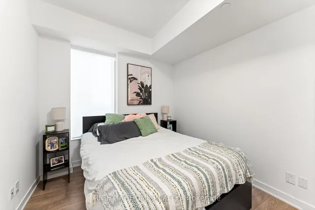 Additional image 8 of 543 Richmond St Unit 334