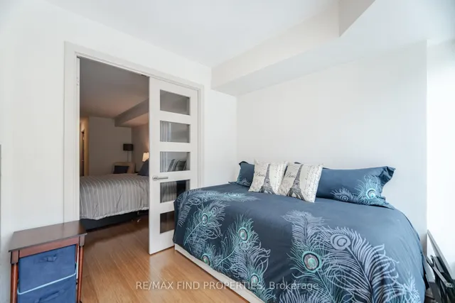 Additional image 29 of 33 University Ave Unit 704