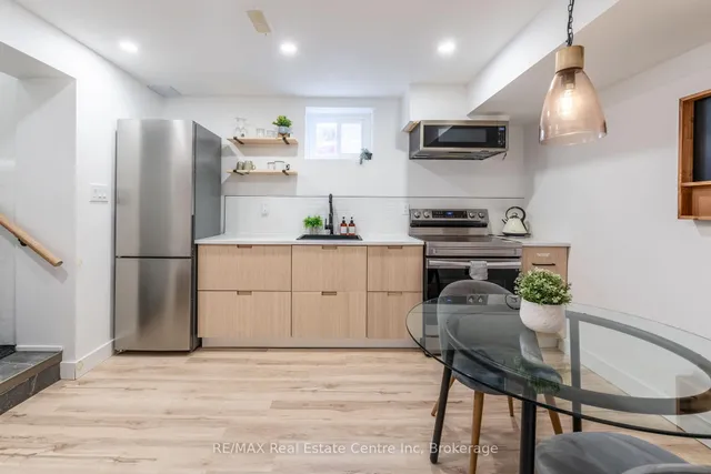 Additional image 33 of 120 Cameron St