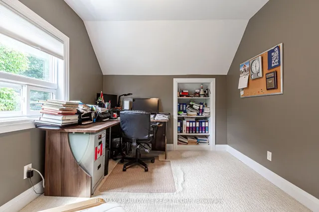 Additional image 24 of 30 Wolcott Ave