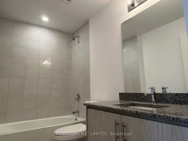 Additional image 15 of 460 Dundas St Unit 813