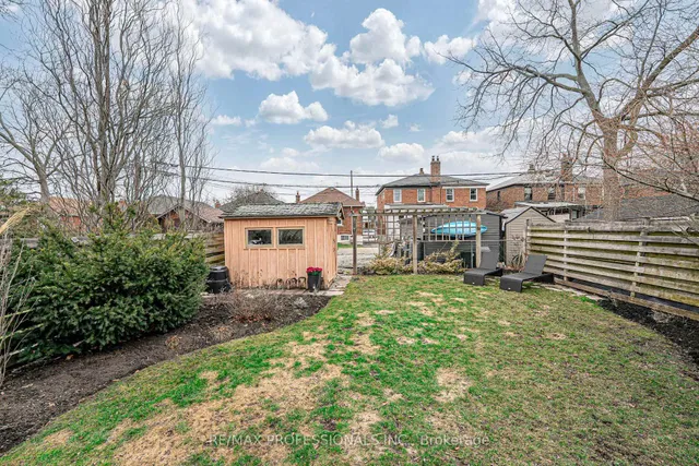 Additional image 37 of 116 Lake Shore Dr