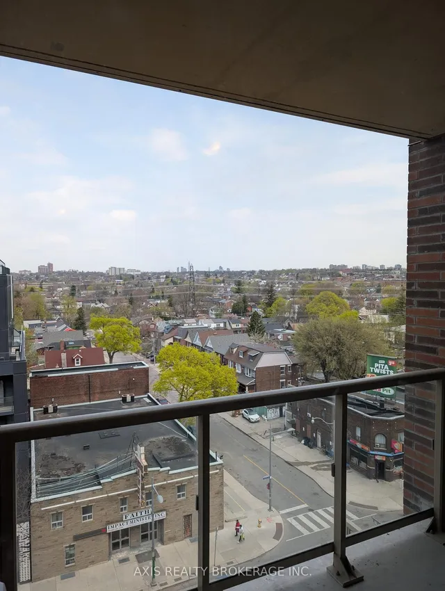 Additional image 6 of 1787 St Clair Ave Unit 812