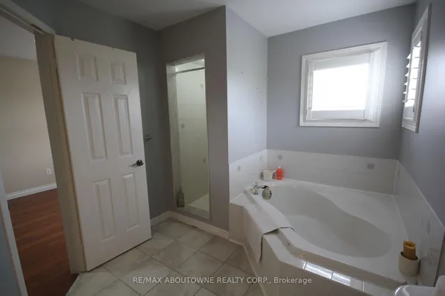 Additional image 17 of 5102 Thornburn Dr