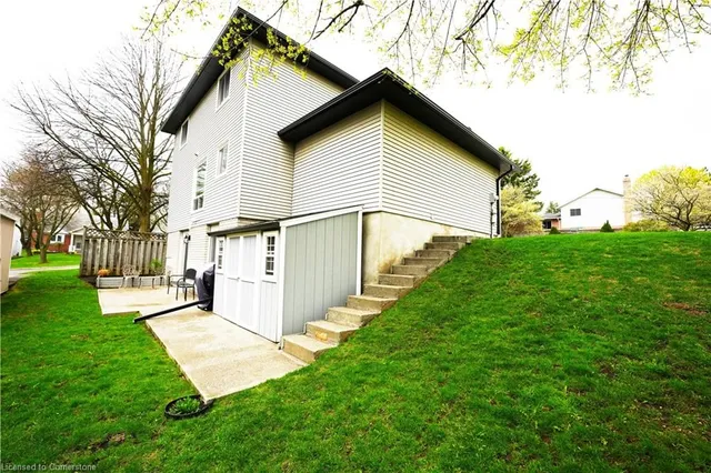 Additional image 12 of 204 Quinte Crt