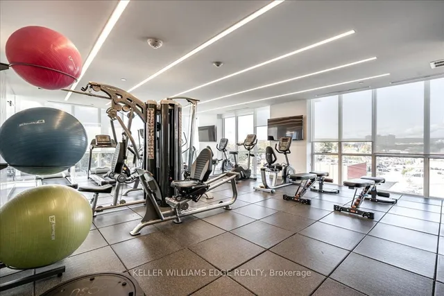 Additional image 41 of 2025 Maria St Unit 1401