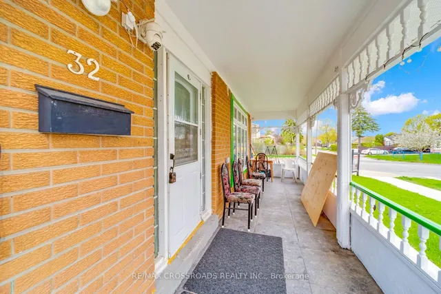 Additional image 5 of 32 Lighthall Cres