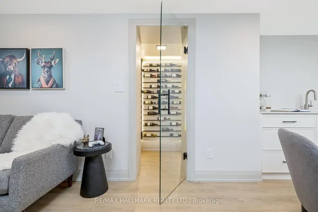 Additional image 44 of 68 Harewood Ave