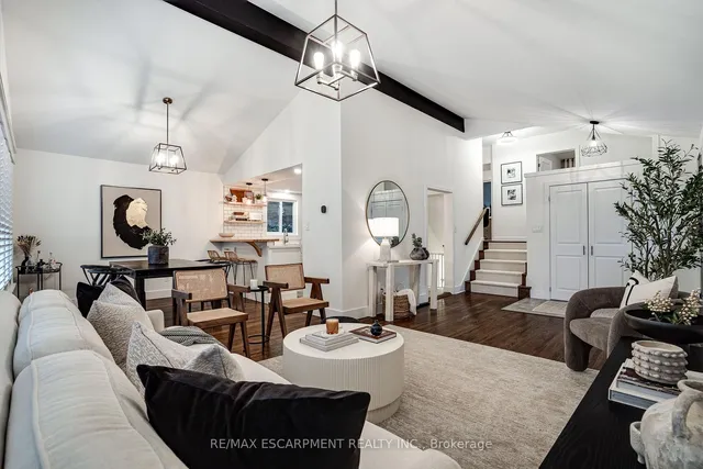 Additional image 15 of 157 LAURIER Ave